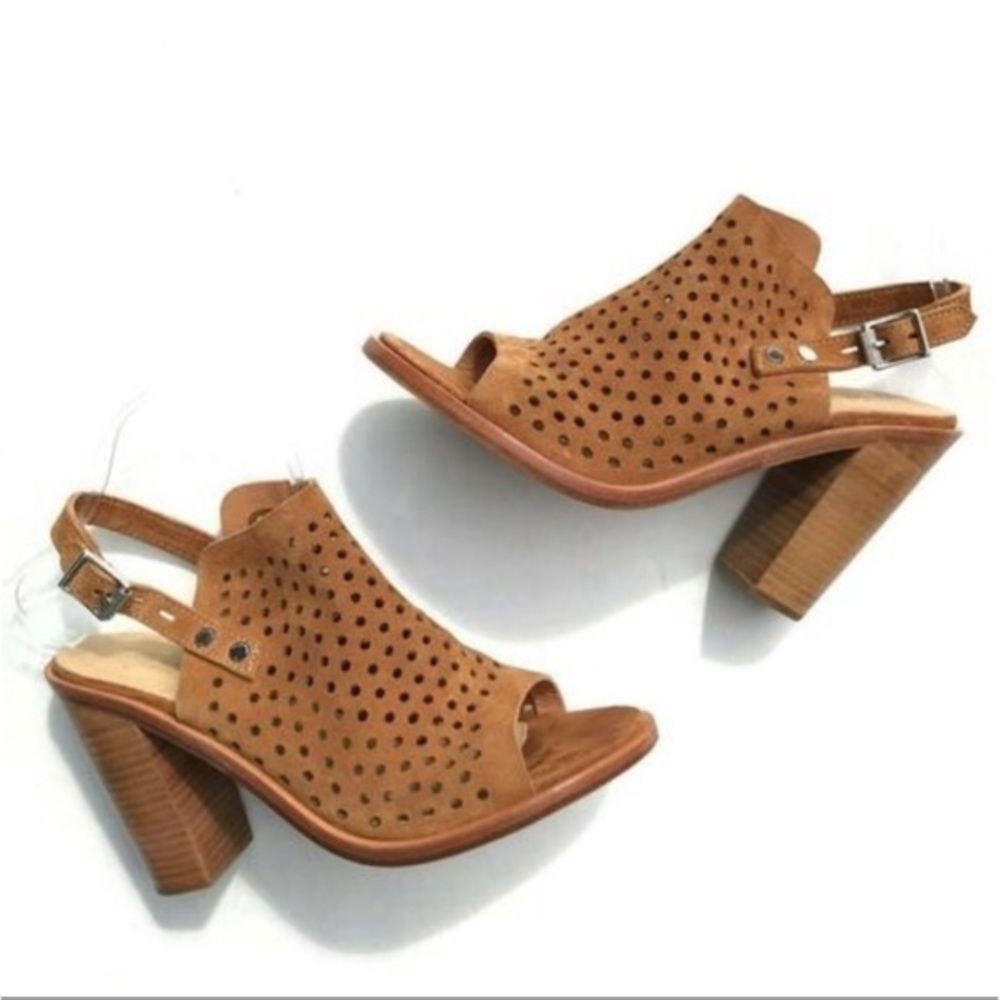 Rag & Bone Mid Heel in Tan Suede Size 38.5